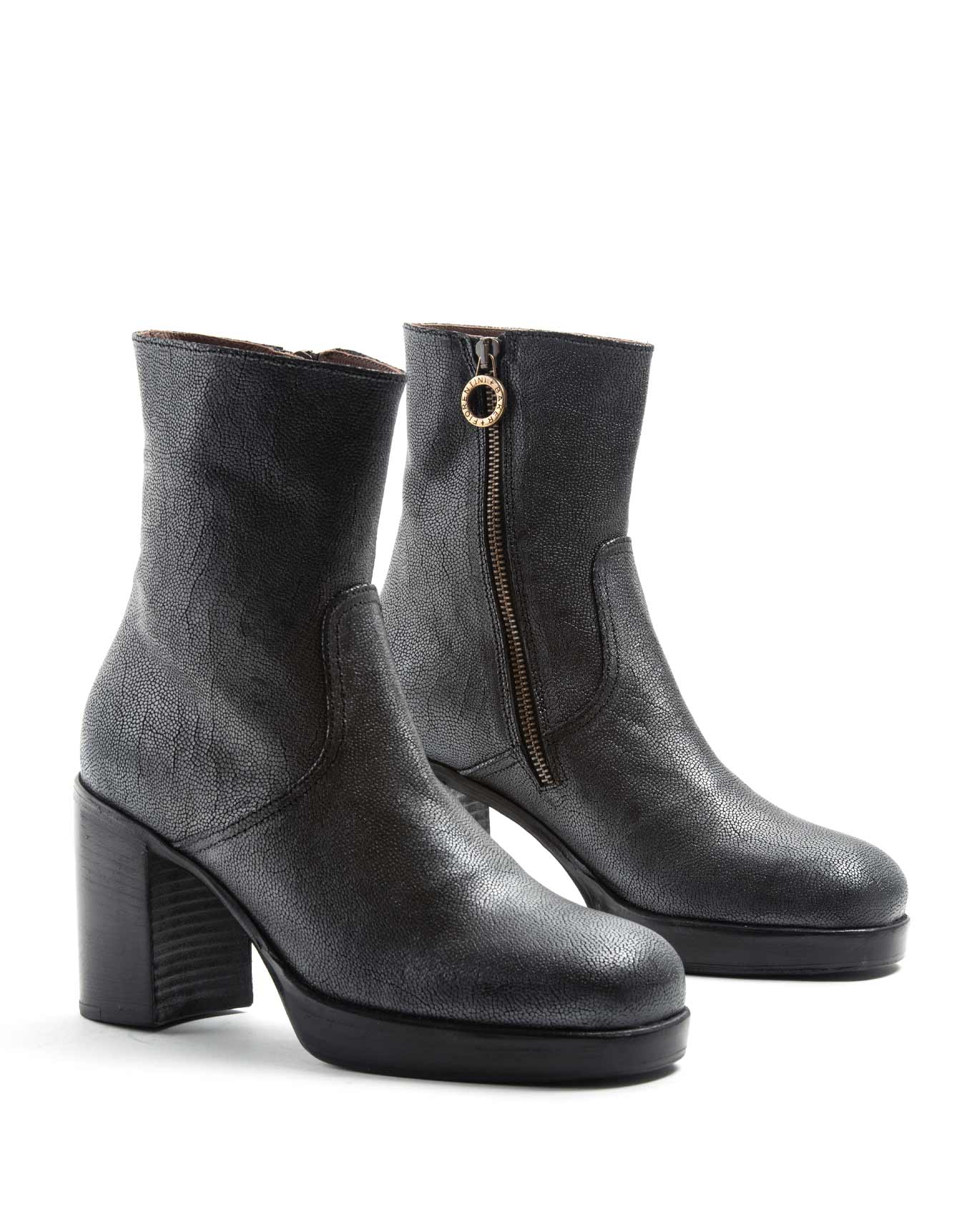Fiorentini + Baker, LONDON LIL, Dark silver leather women ankle boots with
slightly squared off toe and 9cm heel-Made in Italy-lateral