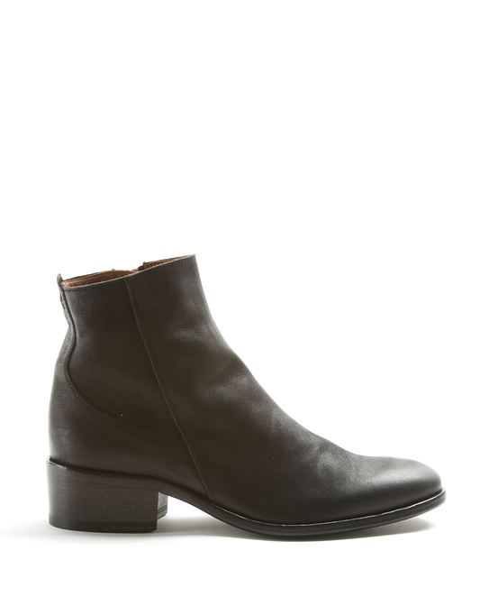 CLAUS Black Leather Boots