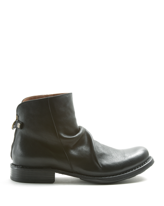 ELINA Black Leather Boots