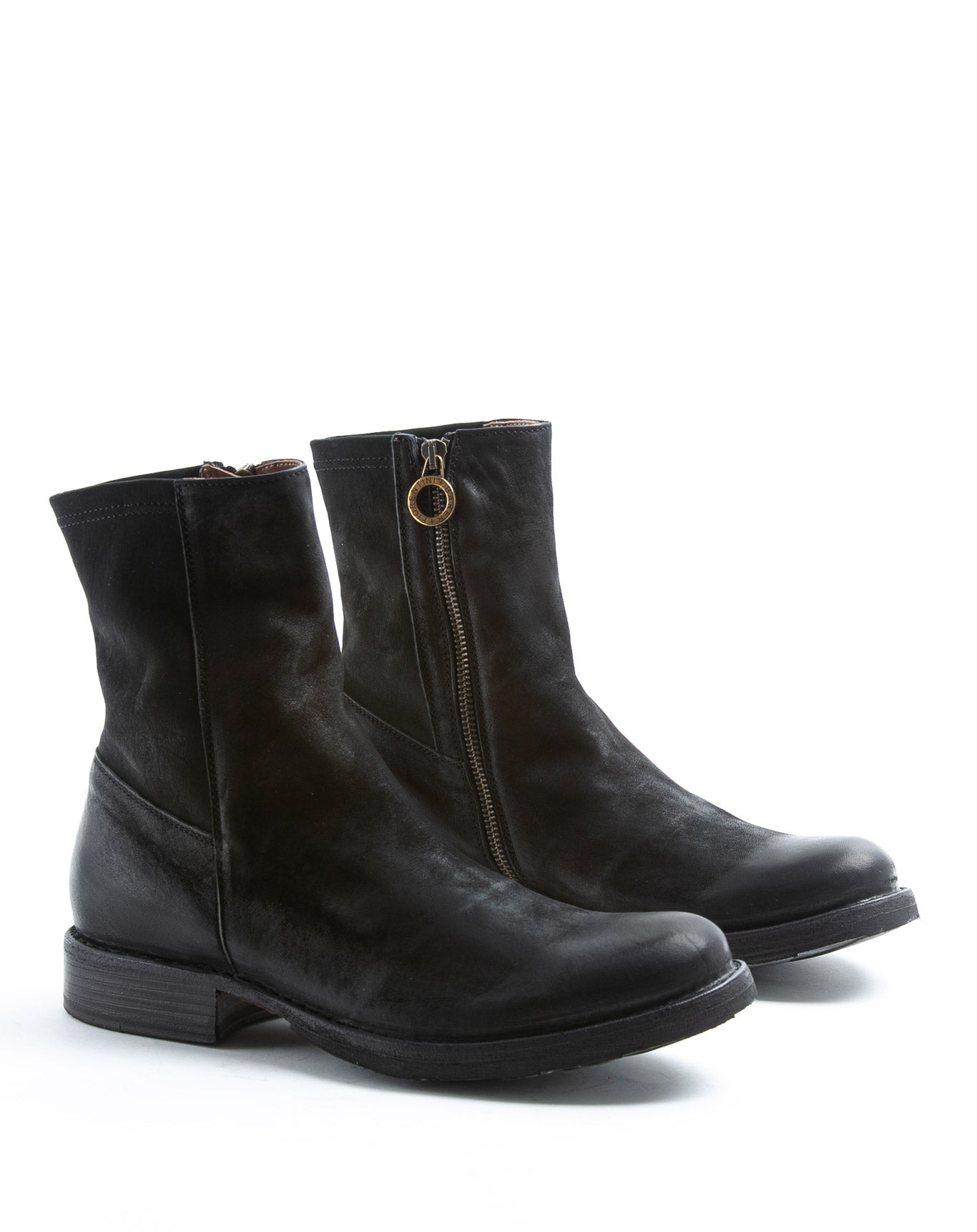 Fiorentini + baker, ETERNITY EBE, Effortlessly stylish black leather boots with stretch leather panel and inside zip-Made in Italy-lateral