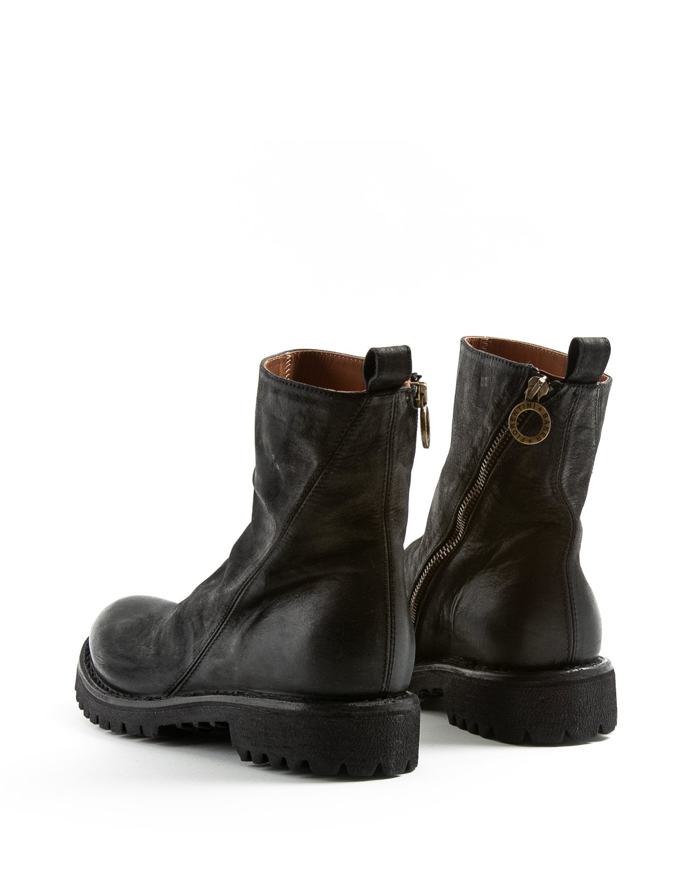 FIORENTINI + BAKER, ETERNITY MASSIVE M-EVI, Simple and stylish unisex ankle boots with diagonal zip and robust rubber sole. Handcrafted by skilled artisans. Made in Italy. Made to last.