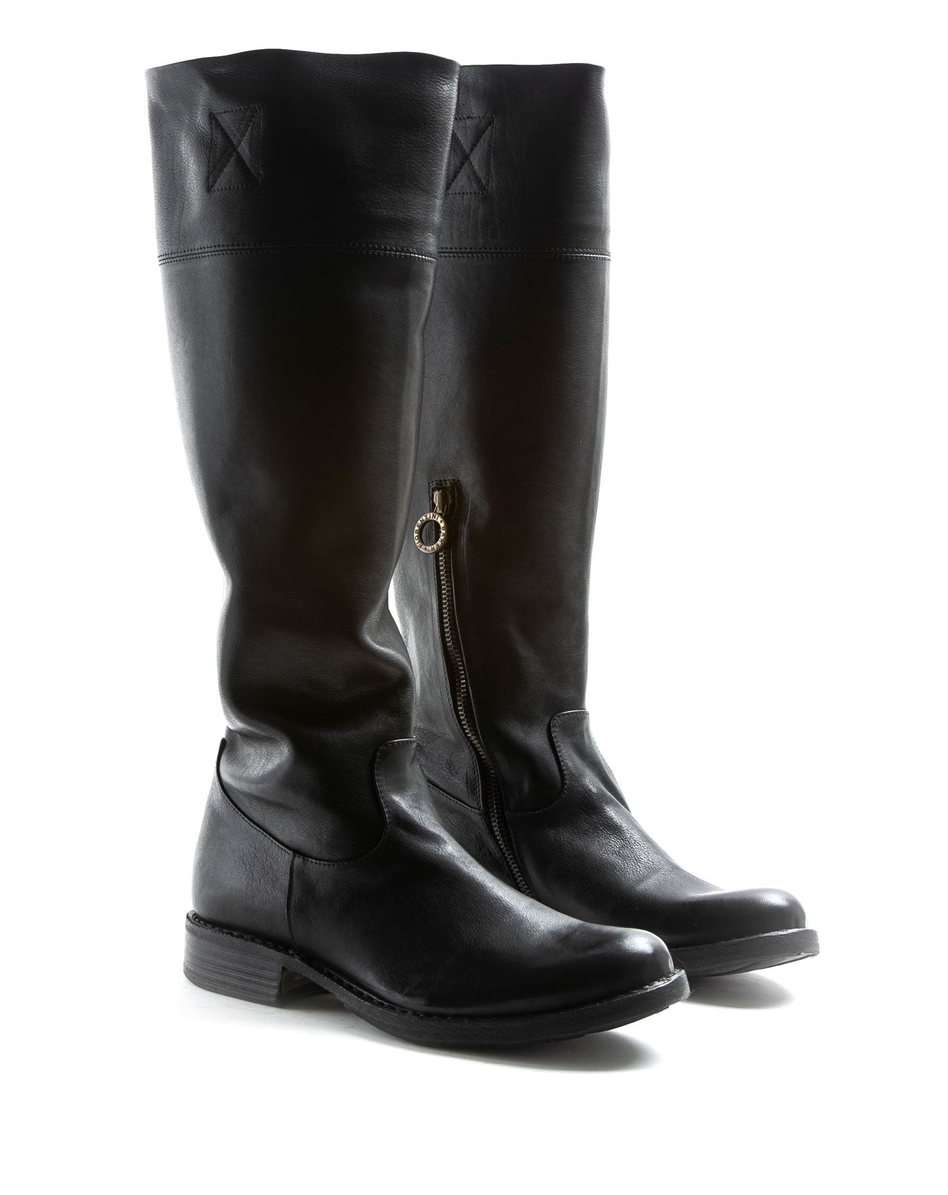 FIORENTINI+BAKER, ETERNITY EVER, Tall pull-on leather boot. A riding style boot with linear silhouette that goes beyond fashion and trends. Handcrafted by skilled artisans. Made in Italy. Made to last.