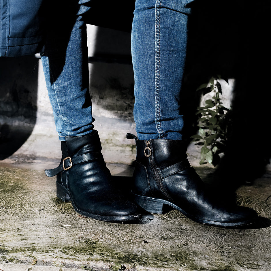 Artisan leather footwear & accessories. Made in Italy & made to last. â Fiorentini + Baker