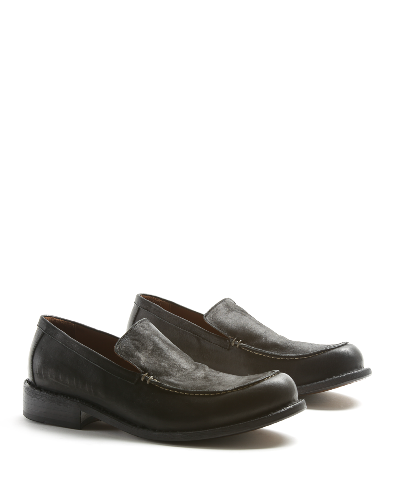 FELLA Black Leather Loafers