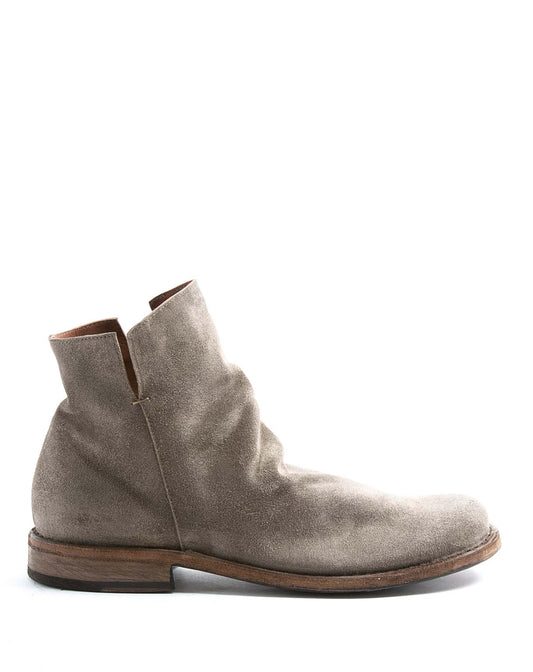 FIORENTINI + BAKER, FRATERNITY FAS, Simple yet stylish ankle boot perfect for any outfit. Handcrafted by skilled artisans. Made in Italy. Made to last.