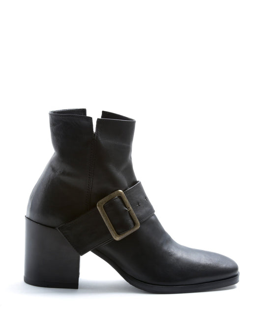 Fiorentini + Baker , CLAREY CAPE,  Comfortable ankle boots with wide instep
buckled strap, squared toe and 7cm heel -Made to last-side