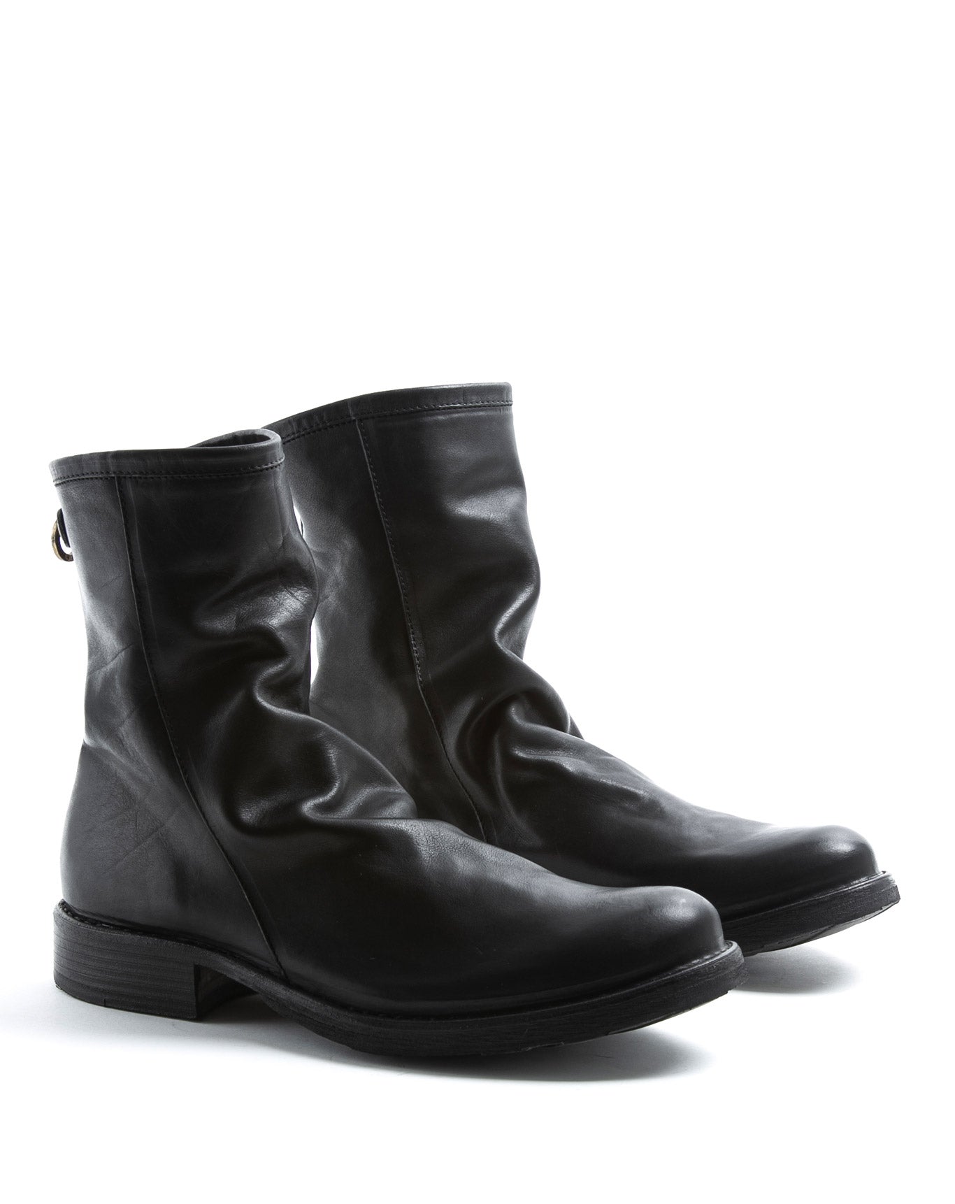 FIORENTINI + BAKER, ETERNITY EVEN, Simple yet stylish unisex ankle boot, ideal for all seasons. Handcrafted with natural leather by skilled artisans. Made in Italy. Made to last.