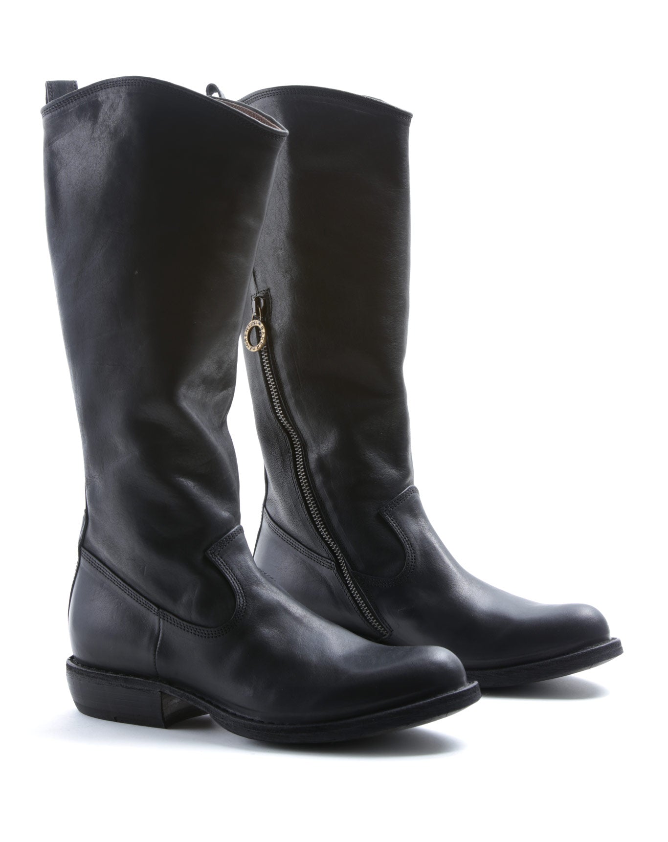 FIORENTINI + BAKER, CARNABY CA, Women’s boots with a charming mellow cowboy feel. Timeless and versatile tall boots. Handcrafted by skilled artisans. Made in Italy. Made to last.